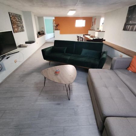 Lorna House Apartment Tortolì Екстериор снимка