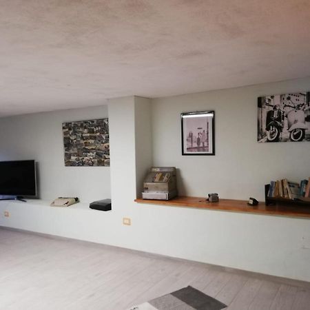 Lorna House Apartment Tortolì Екстериор снимка