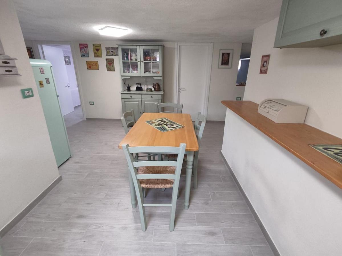 Lorna House Apartment Tortolì Екстериор снимка