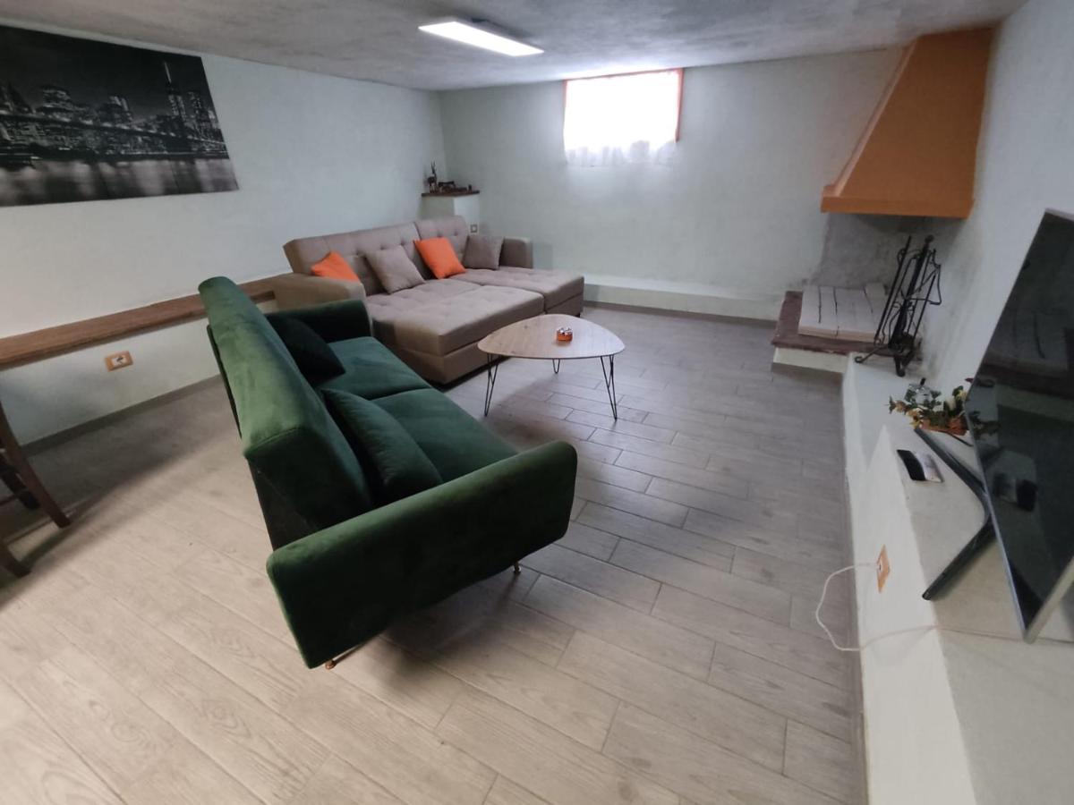 Lorna House Apartment Tortolì Екстериор снимка