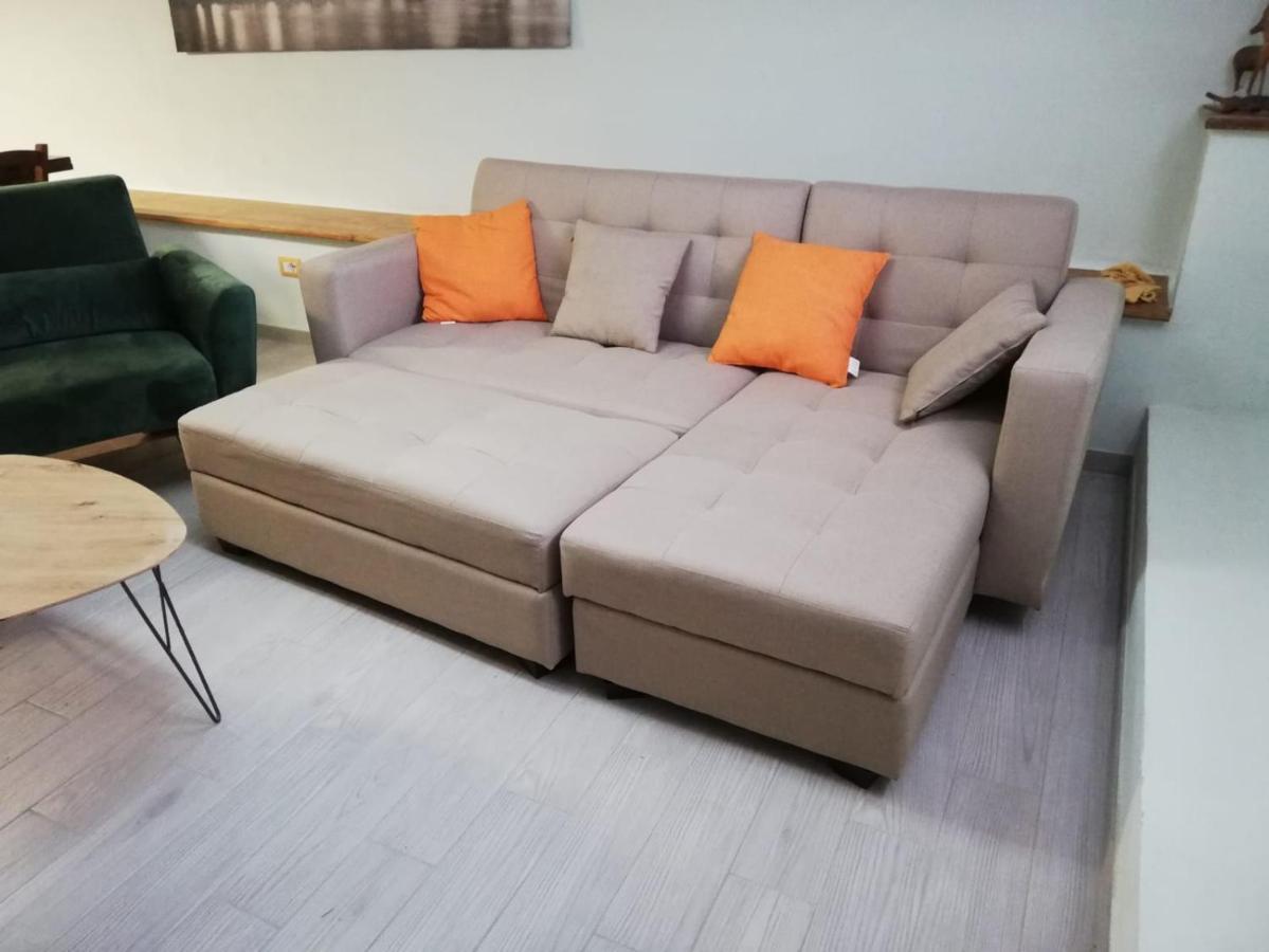 Lorna House Apartment Tortolì Екстериор снимка