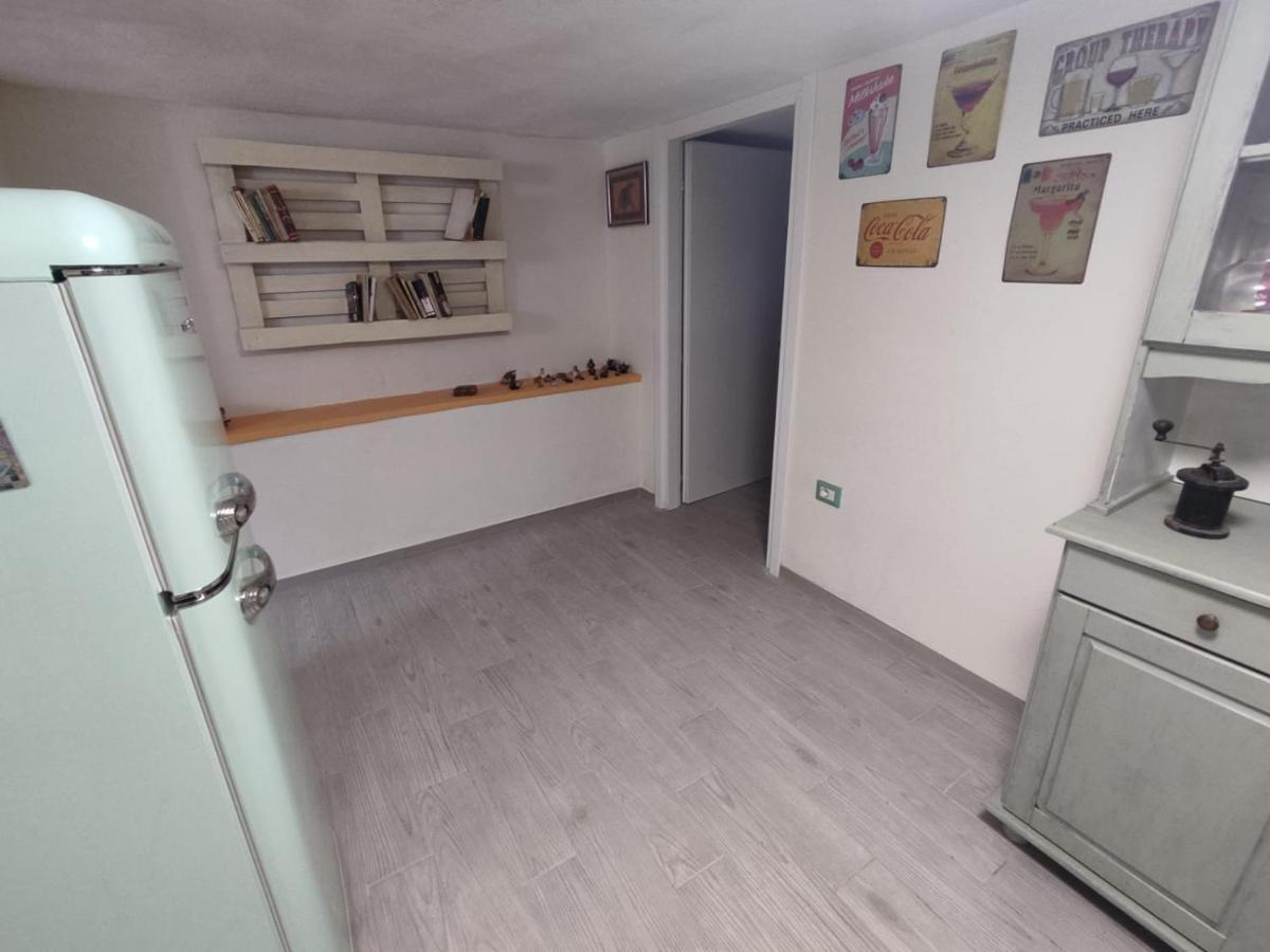 Lorna House Apartment Tortolì Екстериор снимка