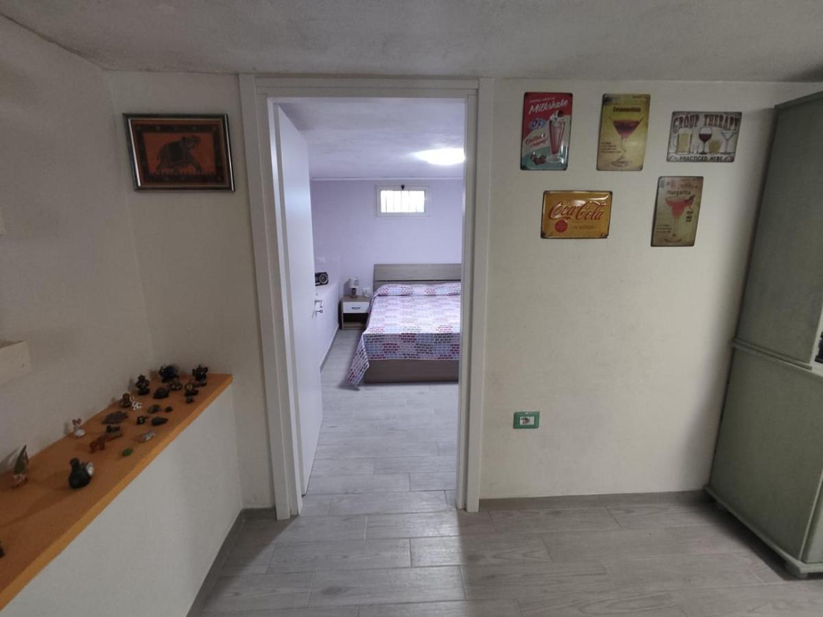 Lorna House Apartment Tortolì Екстериор снимка